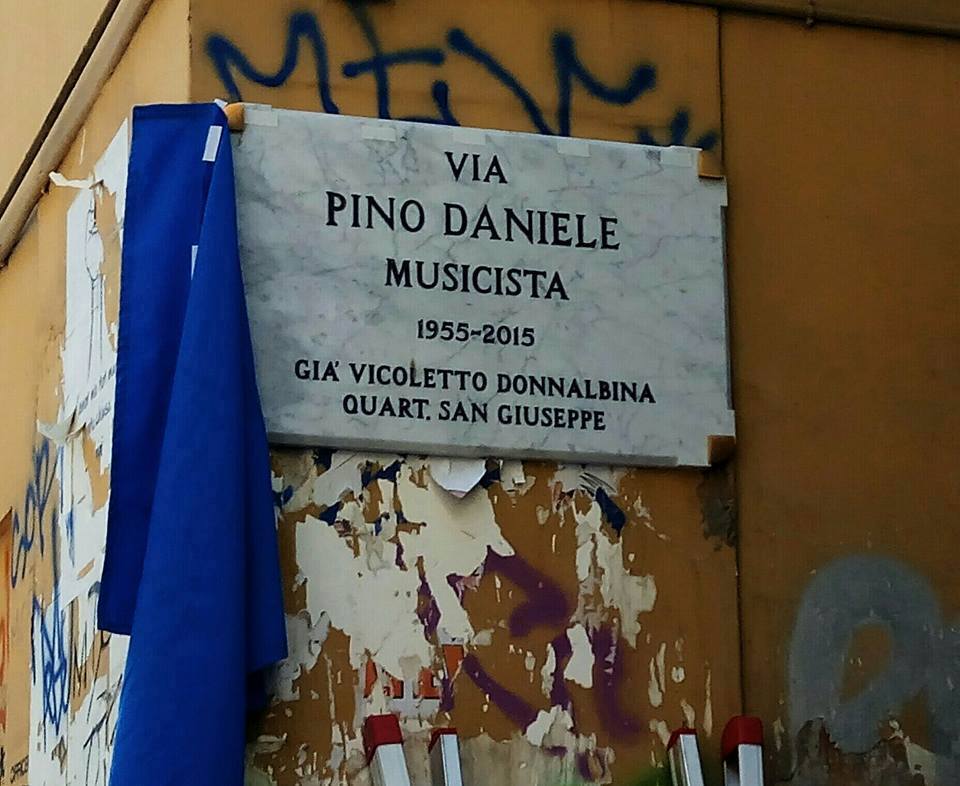 Pino Daniele, a Napoli la prima strada dedicata al cantautore