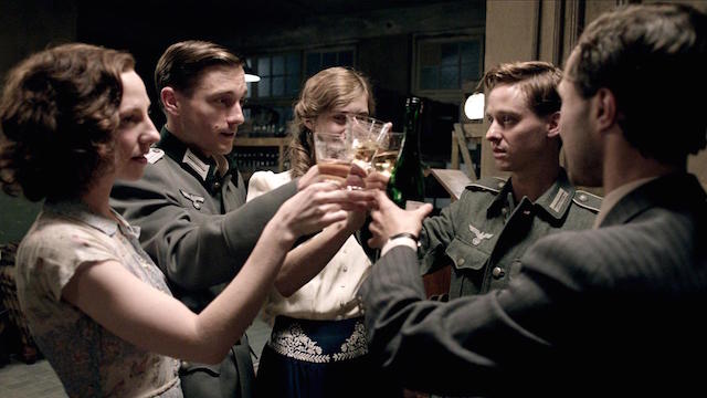 Generation War, su Raitre la miniserie tedesca che racconta la Seconda Guerra Mondiale dal punto di vista di cinque amici
