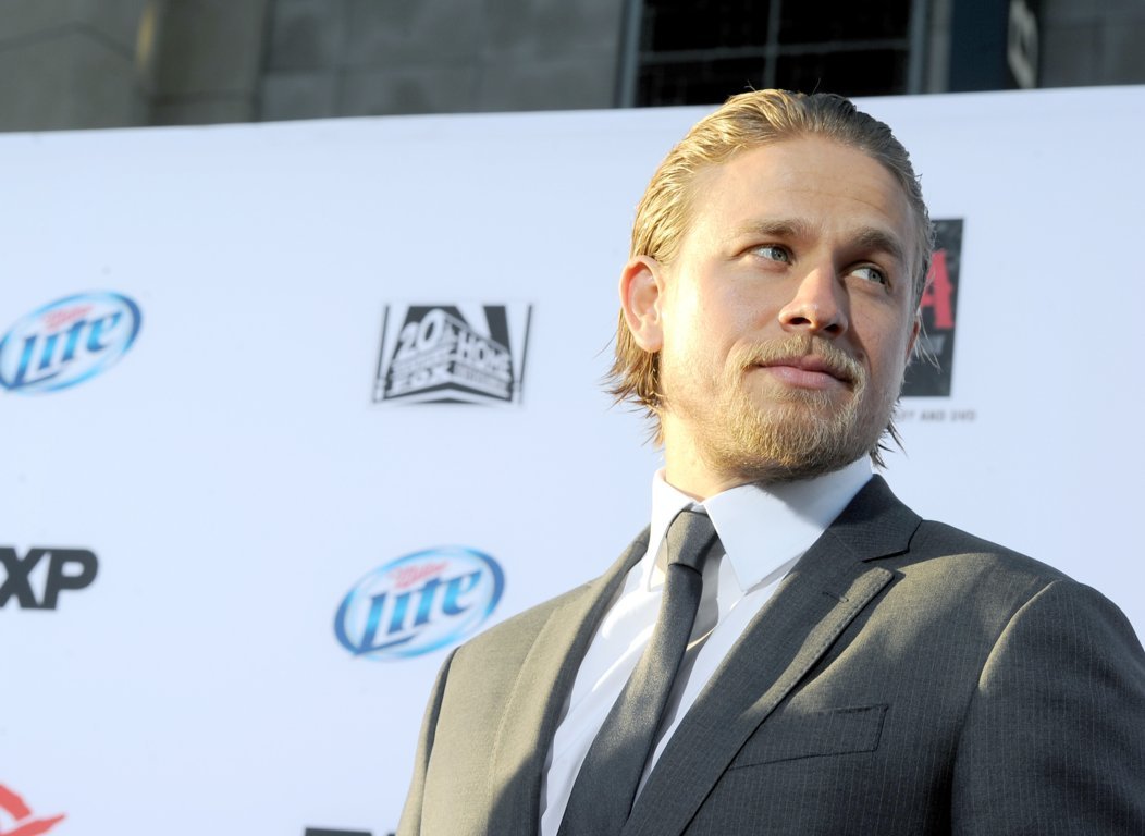 Cinquanta Sfumature di Grigio, Charlie Hunnam rimpiange il rifiuto: la peggior scelta professionale della mia vita