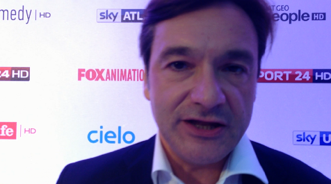 Fabio Caressa a Blogo: “Non sostituirò Ilaria d’Amico. Ci sono progetti tv con Benedetta Parodi” (video)