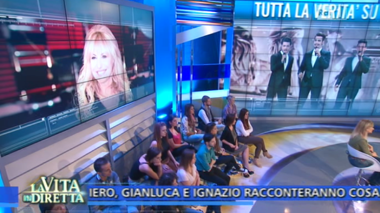 La Vita in diretta, Antonella Clerici: “Il Volo sconta il successo con un’infamia”