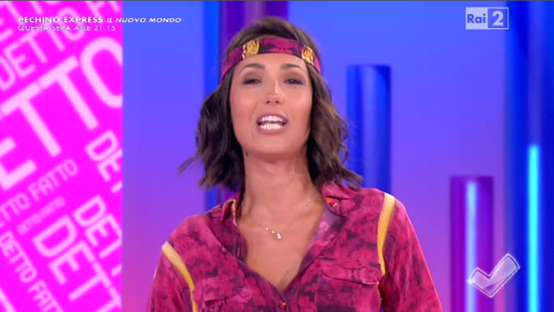Detto Fatto, SOS look per la Balivo (che ha perso le misure del factual). Ciacci smontato