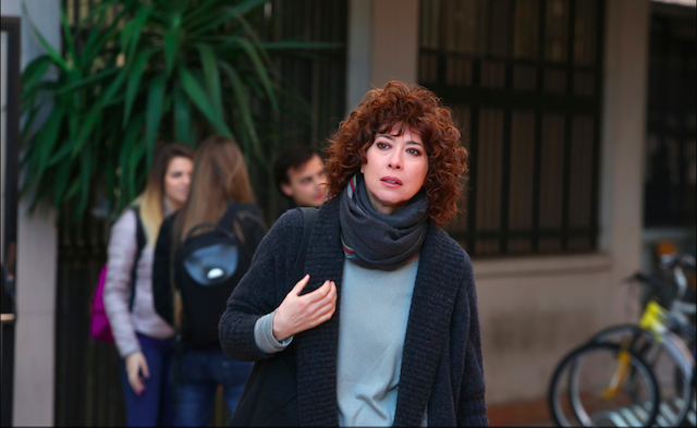 Provaci ancora prof 6, su Raiuno Veronica Pivetti affronta drammi e risate