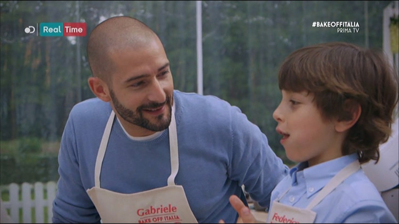 Bake Off Italia 3 | Puntata 16 ottobre 2015 | Eliminato Antonio