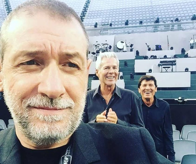 Capitani Coraggiosi, Duccio Forzano a Blogo: “La diretta? Rischiosa, ma adrenalinica. Cerchiamo l’equilibrio tra concerto live e show tv”