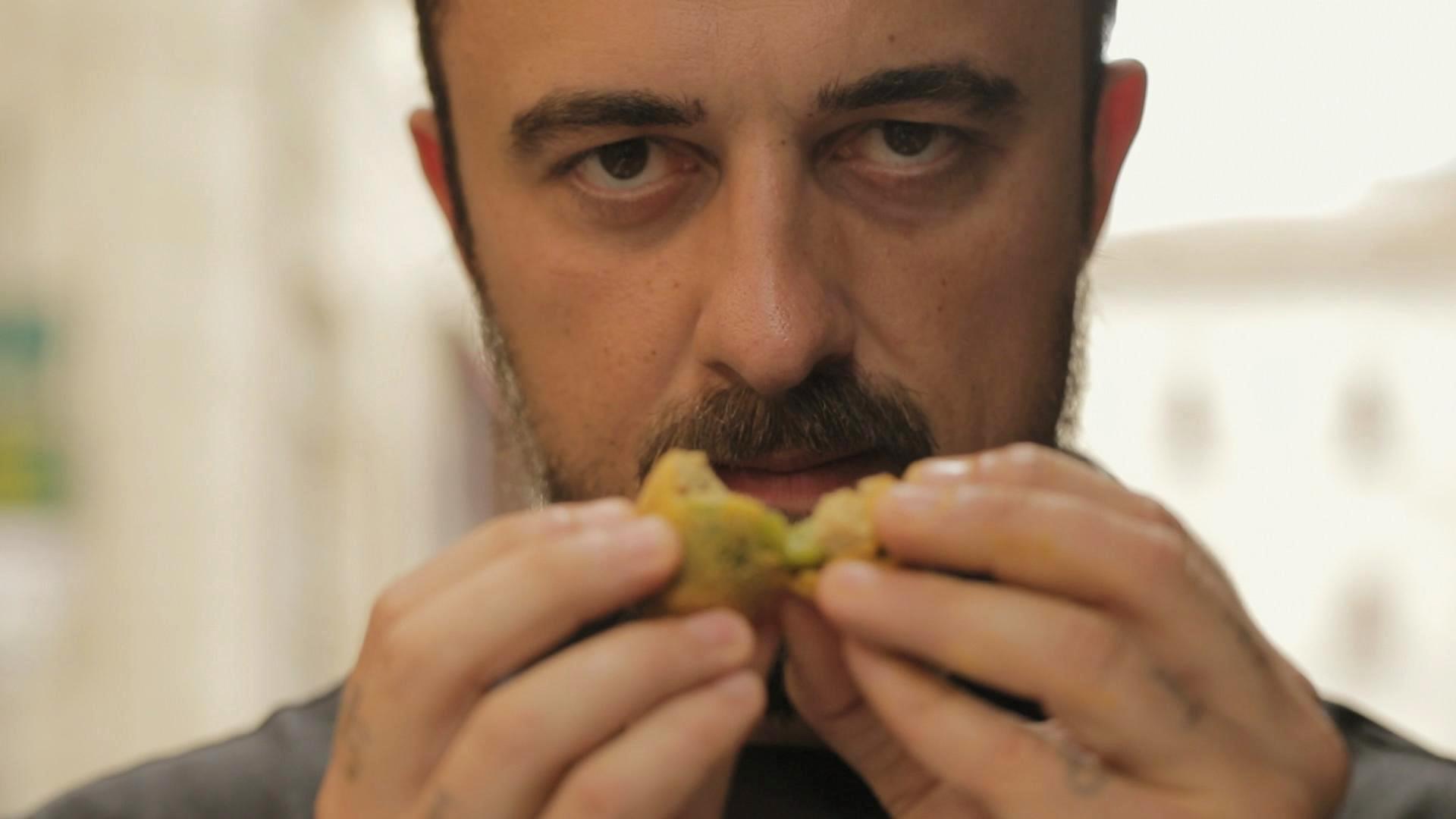 Unti e Bisunti 3, diretta 6 ottobre 2015: Chef Rubio in Umbria per il piccione alla folignate