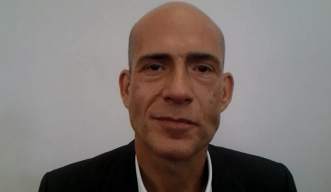 I misteri di Laura, Gianmarco Tognazzi a Blogo: “Da 10 anni faccio il cattivo, ora torno alla commedia” (VIDEO)