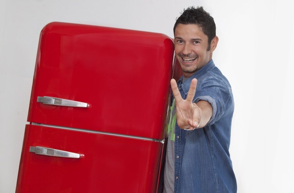 Frigo, Tinto insegna ai fuorisede a mangiare il sabato mattina su Rai2
