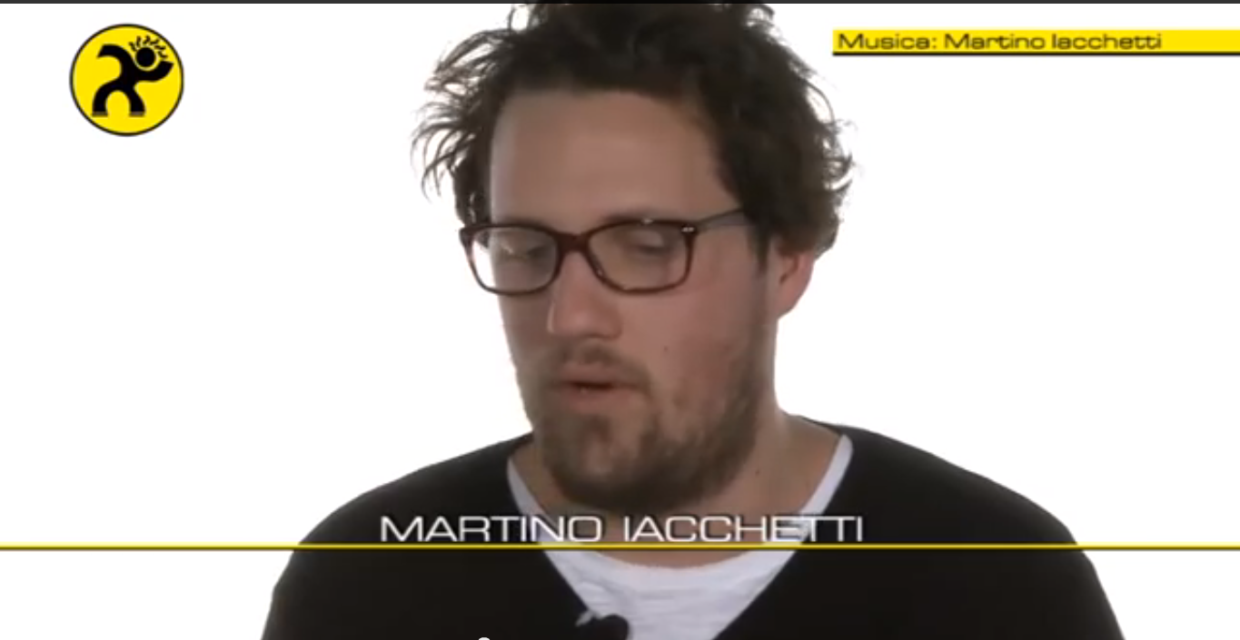 Stasera tutto è possibile, Enzo Iacchetti ospite col figlio Martino (quello ‘non raccomandato’)