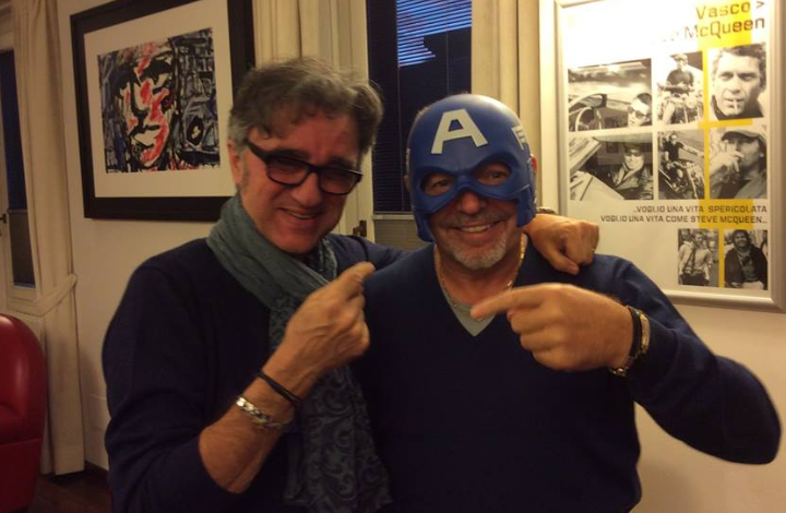 Vasco Rossi ricoverato? Il rocker smentisce la bufala su Facebook