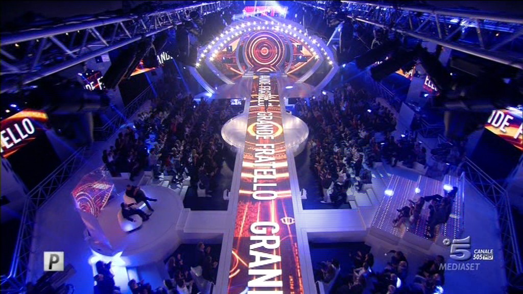 Grande Fratello 14 – puntata del 12 novembre 2015 – esce Barbara, Livio concorrente, 5 in nomination