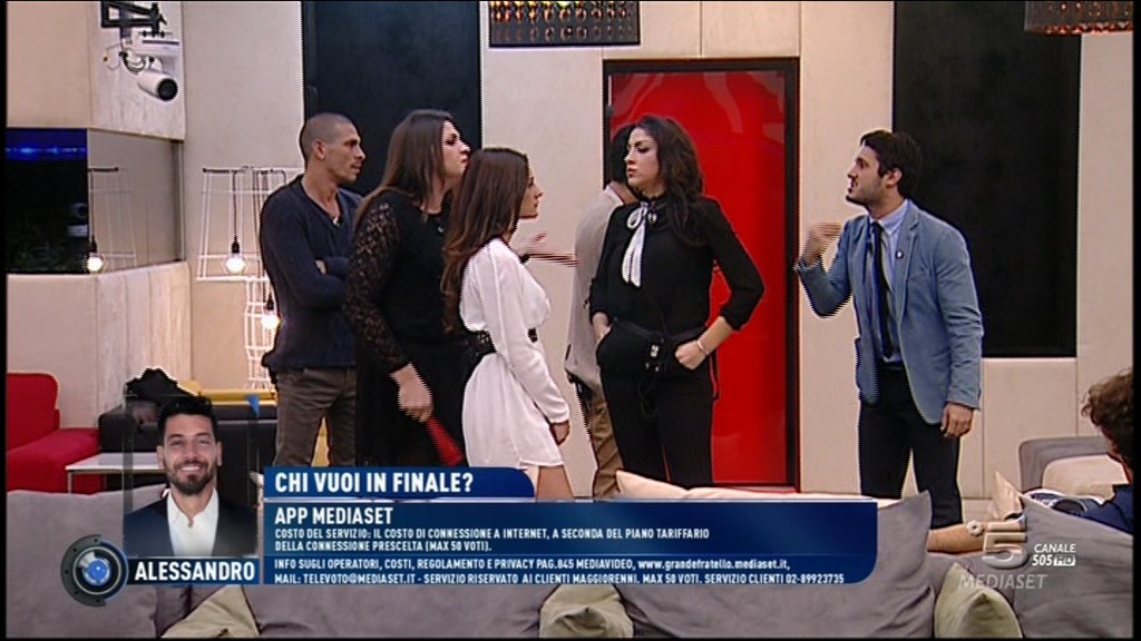Grande Fratello 14: Federica e Simone finalisti, Lidia dice ad Alessandro di amarlo