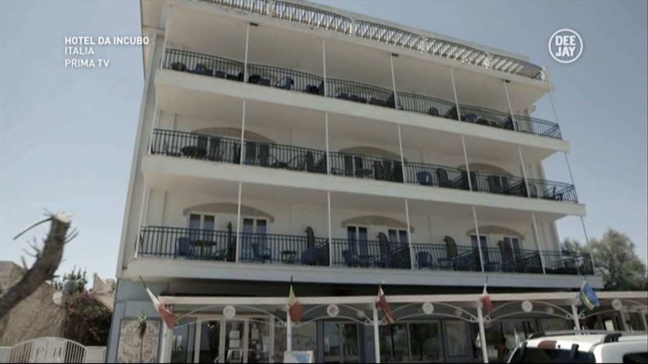 Hotel Da Incubo Italia | 8 novembre 2015 | Colonna all’Hotel Perla