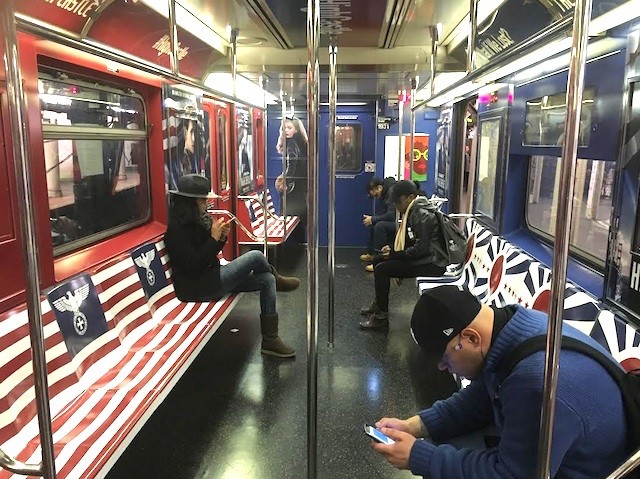 The Man in the High Castle, polemiche per il vagone della metropolitana di New York con l’insegna nazista
