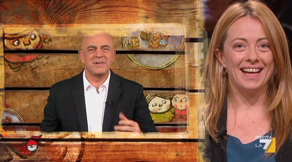 Maurizio Crozza a DiMartedì del 10 novembre 2015 (VIDEO)