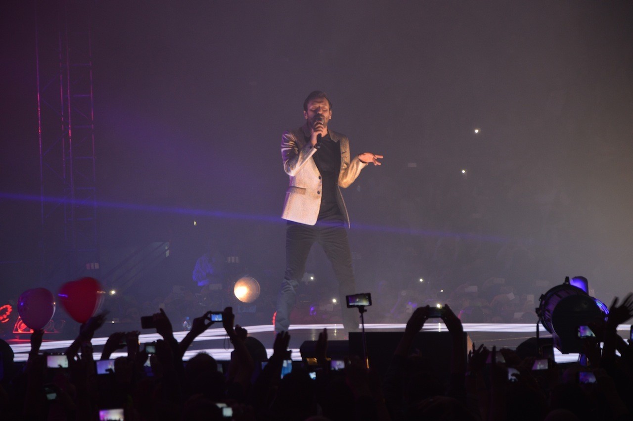 Più che Logico Tour, le foto del Live al Palaflorio di Bari del 10 novembre 2015 ( © Blogo diritti riservati)