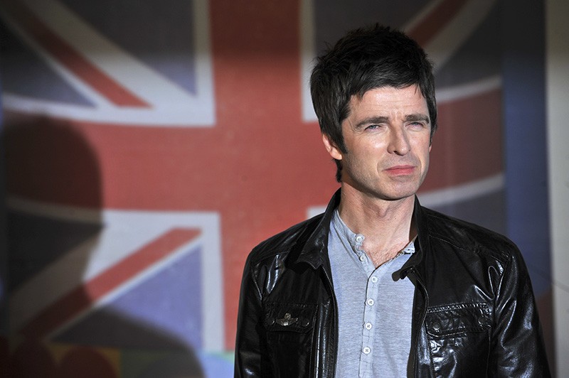 Noel Gallagher contro One Direction, Adele e Ellie Goulding: “Chi c*zzo se ne frega di quello che fate!”
