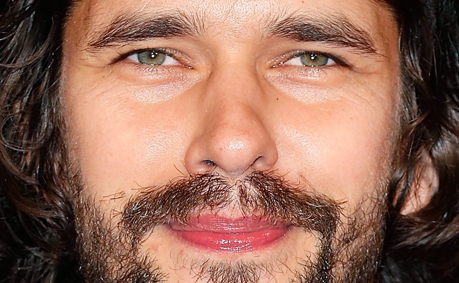 Freddie Mercury, Ben Whishaw  per il biopic – allo script lo sceneggiatore de La teoria del Tutto