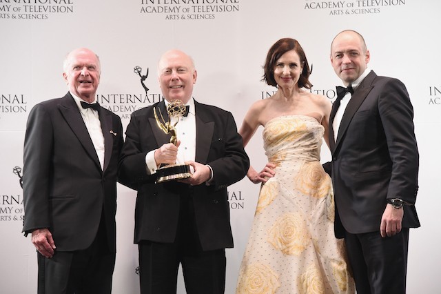 Downton Abbey, Julian Fellowes vuole il film
