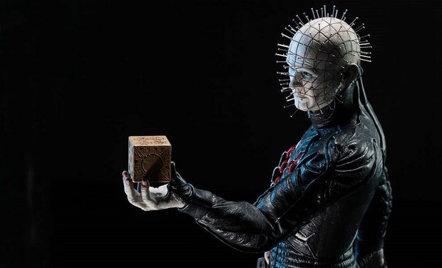 Hellraiser 3: nuova statua di Pinhead by Sideshow Collectibles