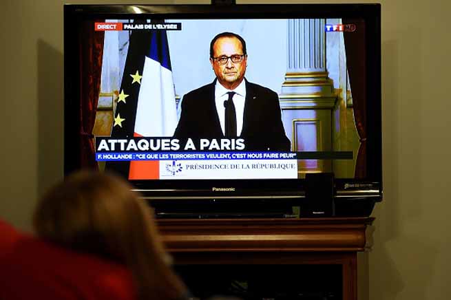 Attentati Parigi, variano i palinsesti: saltano Ti Lascio Una Canzone e Tu Sì Que Vales, su Rai 1 Speciale Porta a Porta