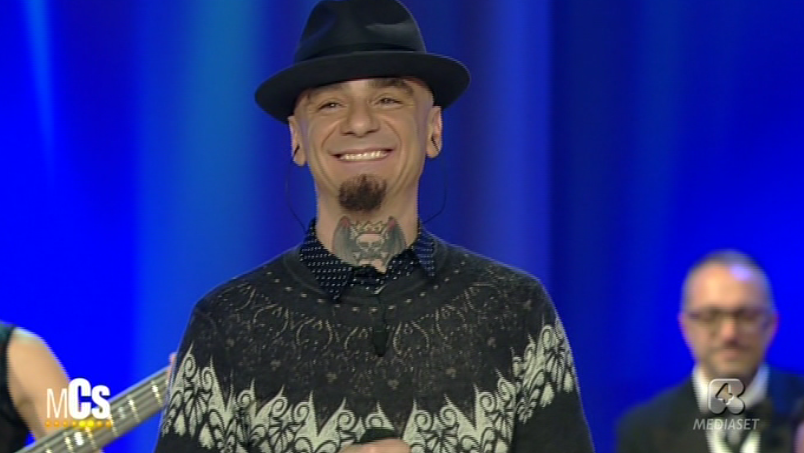 The Voice, Costanzo e Iacchetti contro Rai2: “J-Ax ha fatto bene ad andarsene. Perderanno senza di lui”