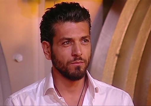 Grande Fratello 14, Alessandro in finale senza passare per il televoto: le polemiche sui social e i ‘pasticci’ della semifinale