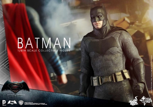 Batman v Superman: nuova action figure Hot Toys del nuovo Batman di Ben Affleck