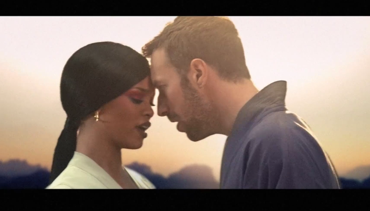 Super Bowl 2016, Rihanna e Beyoncé con i Coldplay?