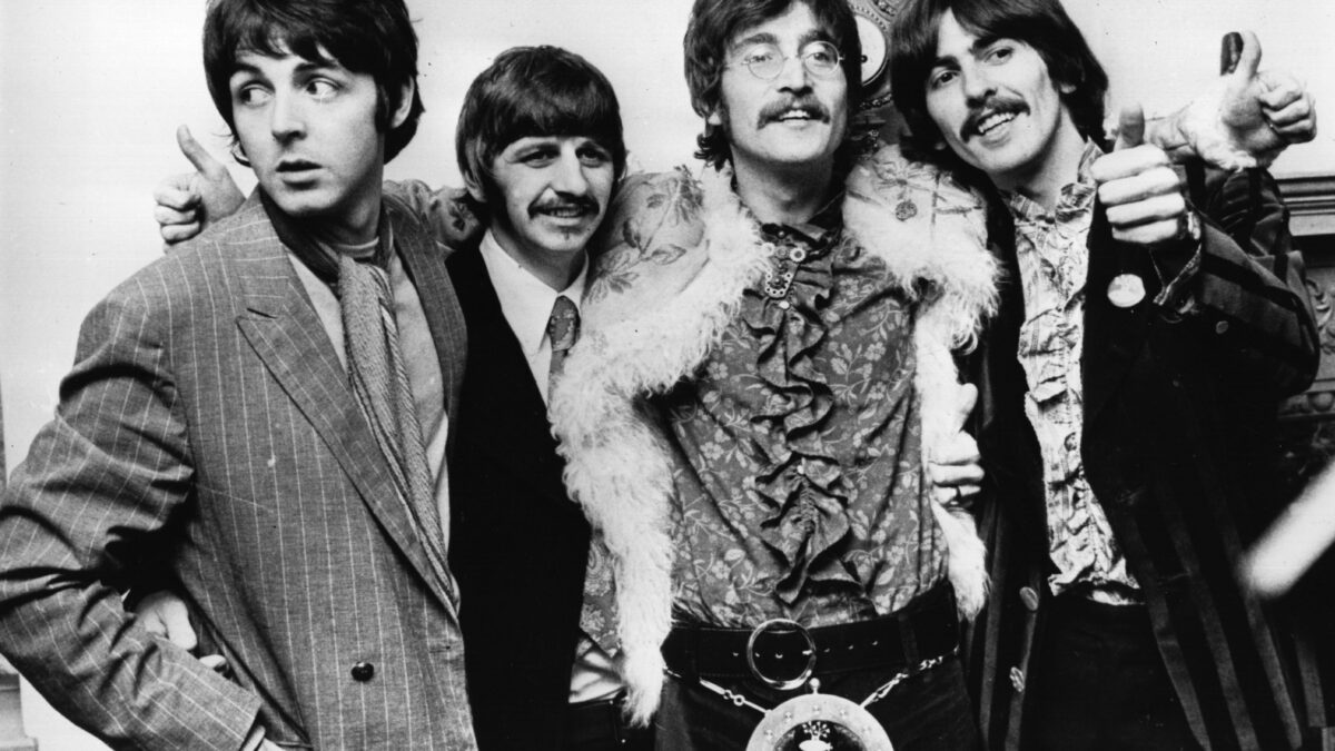 Beatles, il catalogo dei dischi in streaming online: elenco e video ufficiale