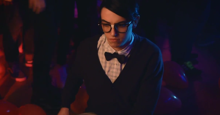 Michele Bravi, Sweet Suicide: testo, traduzione e video ufficiale