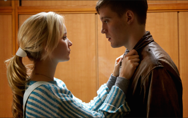 Deutschland 83, su Sky Atlantic la Guerra Fredda secondo una giovane spia in Germania