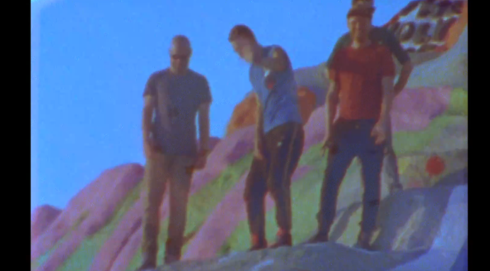 Coldplay, Birds: testo, traduzione e video ufficiale