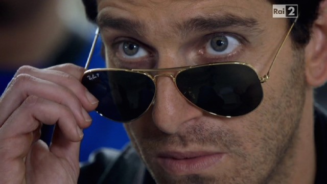 L’Ispettore Coliandro, nei peggiori difetti del protagonista la forza della serie tv