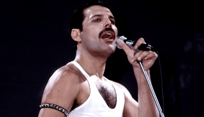 Queen, We are the Champions: il mash-up dei live a cappella spopola sul web (VIDEO)