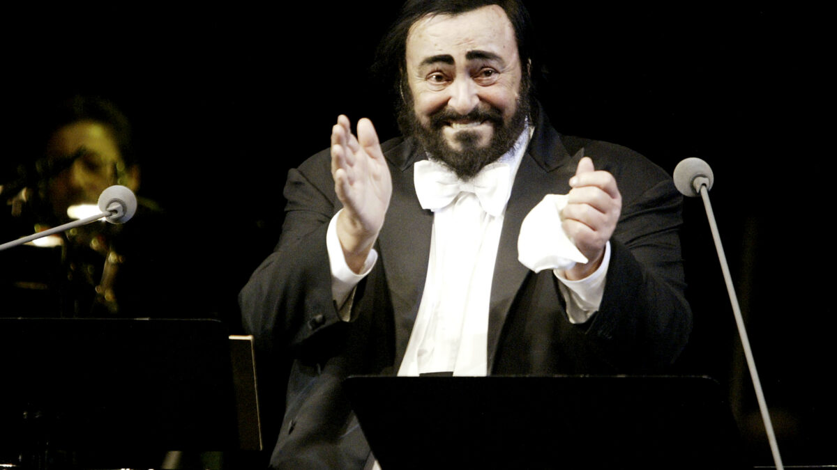 Unici, Luciano Pavarotti – Un mito semplice: su Rai Due l’omaggio al tenore