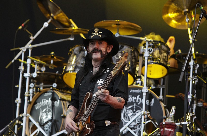 Lemmy Kilmister, petizione per chiamare un elemento chimico col suo nome