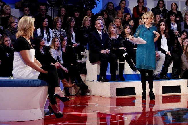 C’è posta per te: Luciana Littizzetto ‘invita’ Belen Rodriguez