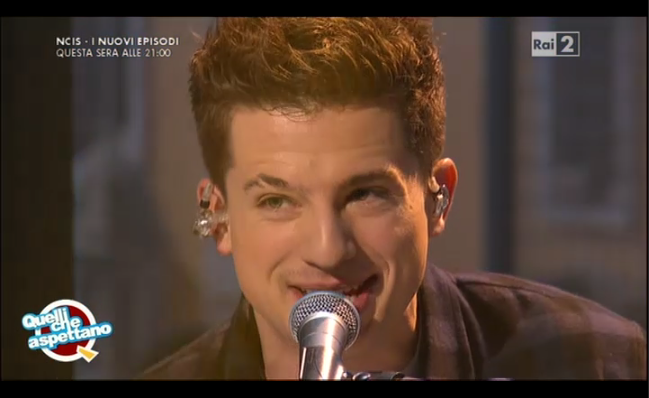 Charlie Puth canta One Call Away e Marvin Gaye a Quelli che il calcio (Foto e Video)