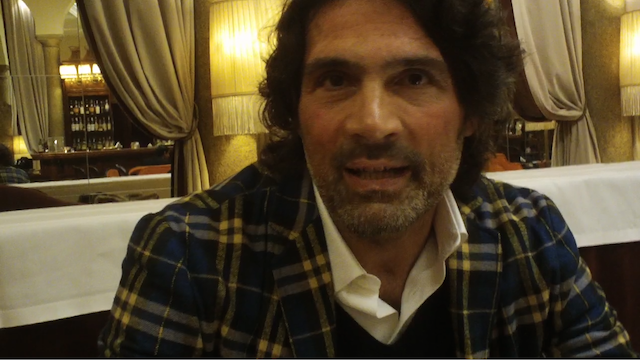 Downton Abbey, Marco Costa a Blogo: “Metterlo su La 5 è stato un rischio che abbiamo voluto correre. Il tasto 8 del telecomando? L’efficenza la fa il prodotto” (Video)