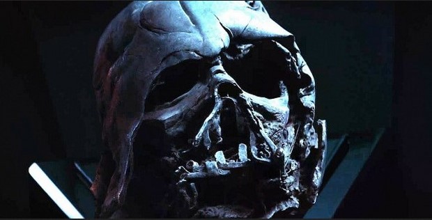 Star Wars 7: immagine del vero casco di Darth Vader