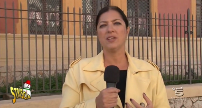 Petardo in auto di Stefania Petyx, Striscia la notizia: “Intimidazione”