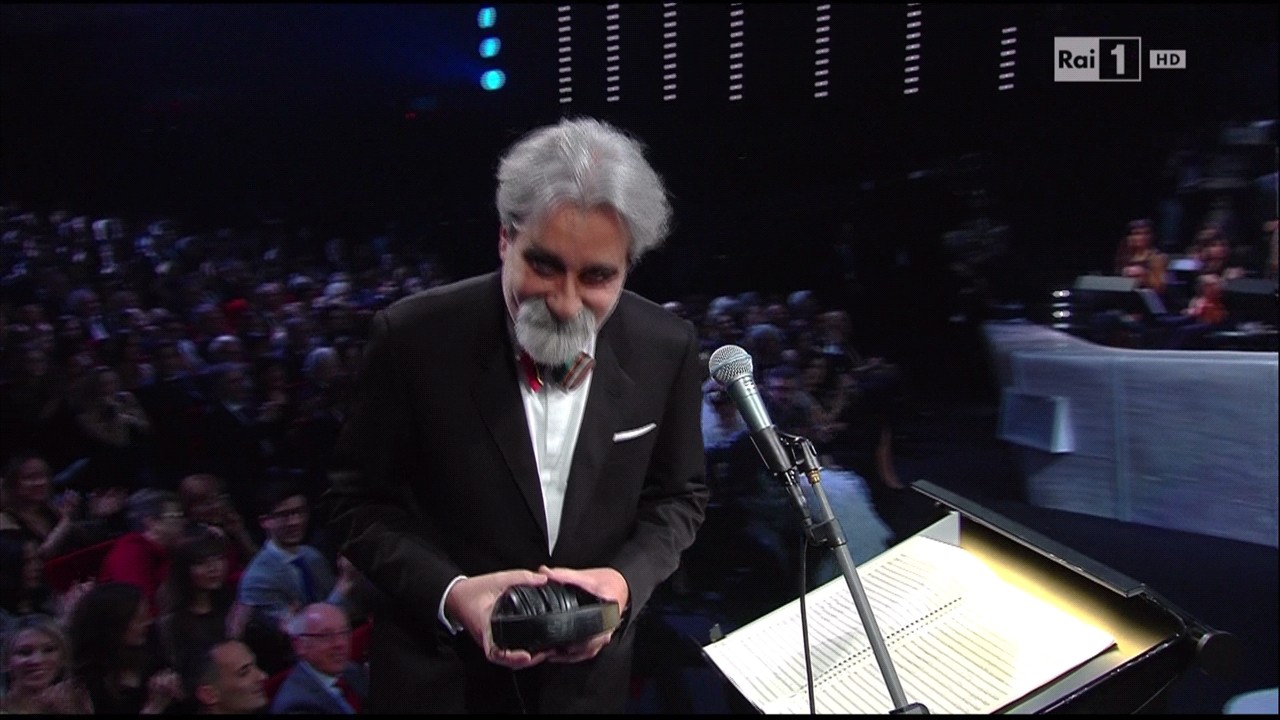 Stasera in tv, 11 febbraio 2016: Terza serata del Festival di Sanremo