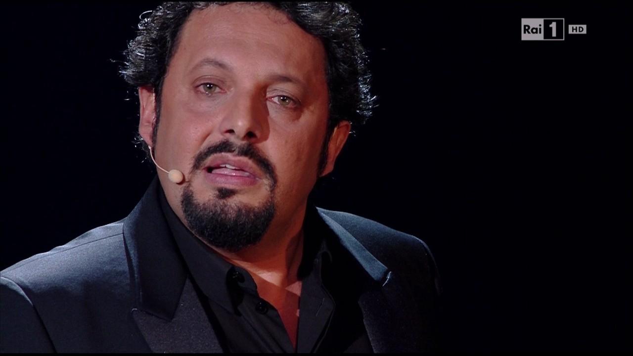 Enrico Brignano a Sanremo 2016: lettera a un figlio (ancora) mai nato