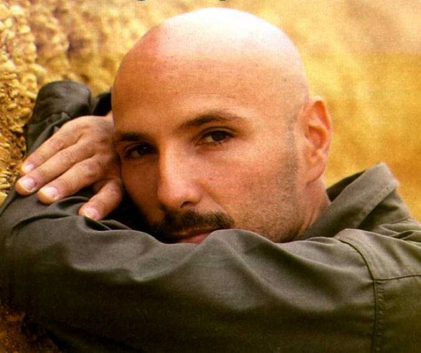 Aspettando Sanremo 2016: il ricordo di Alex Baroni