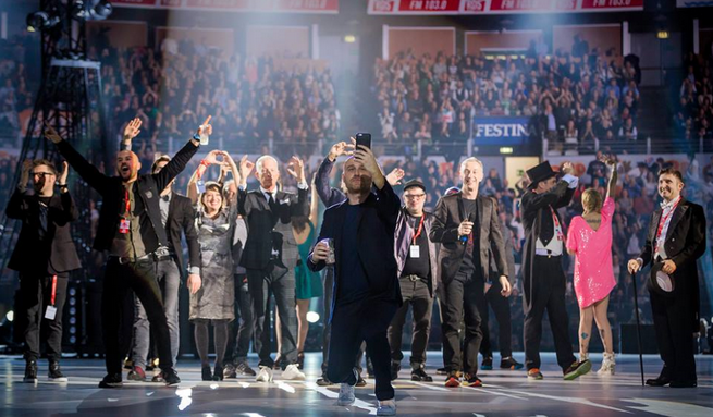 RadioBlog | La festa di Radio Deejay stasera su Nove alle 21.15 (VIDEO)
