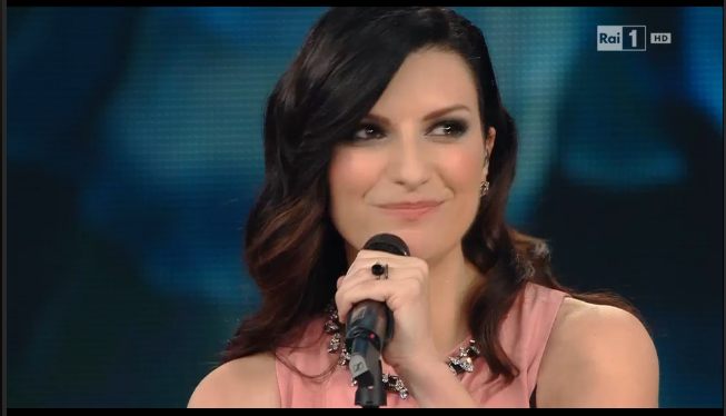 Sanremo 2016, Laura Pausini ospite [video e foto]