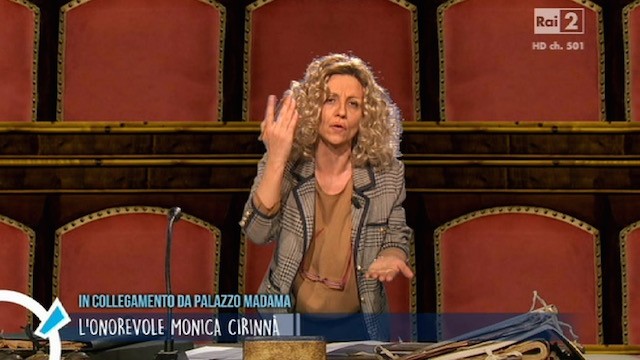 Quelli che il calcio, Lucia Ocone imita Monica Cirinnà (video)
