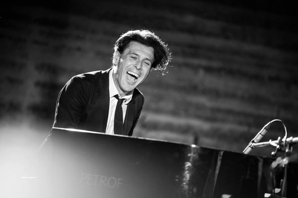 Sanremo 2016, Ezio Bosso ospite: dichiarazioni e video esibizione 10 febbraio