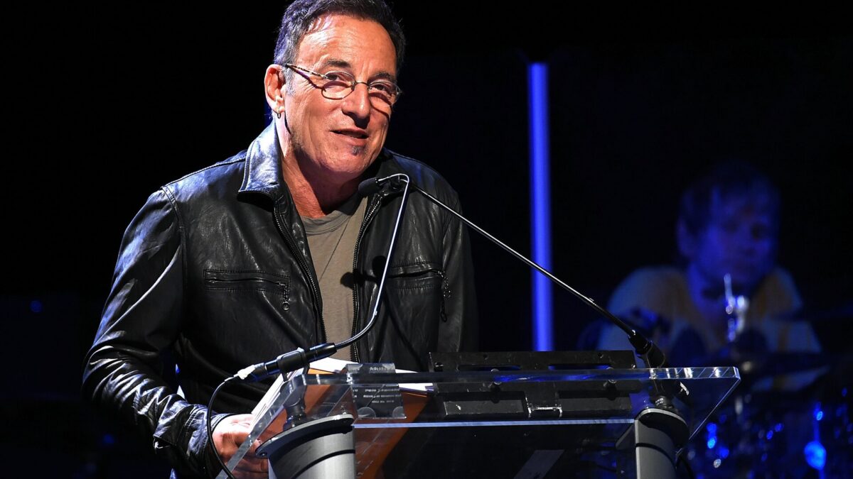Bruce Springsteen, autobiografia nel 2016: e il Boss diventa una “giustificazione” a scuola